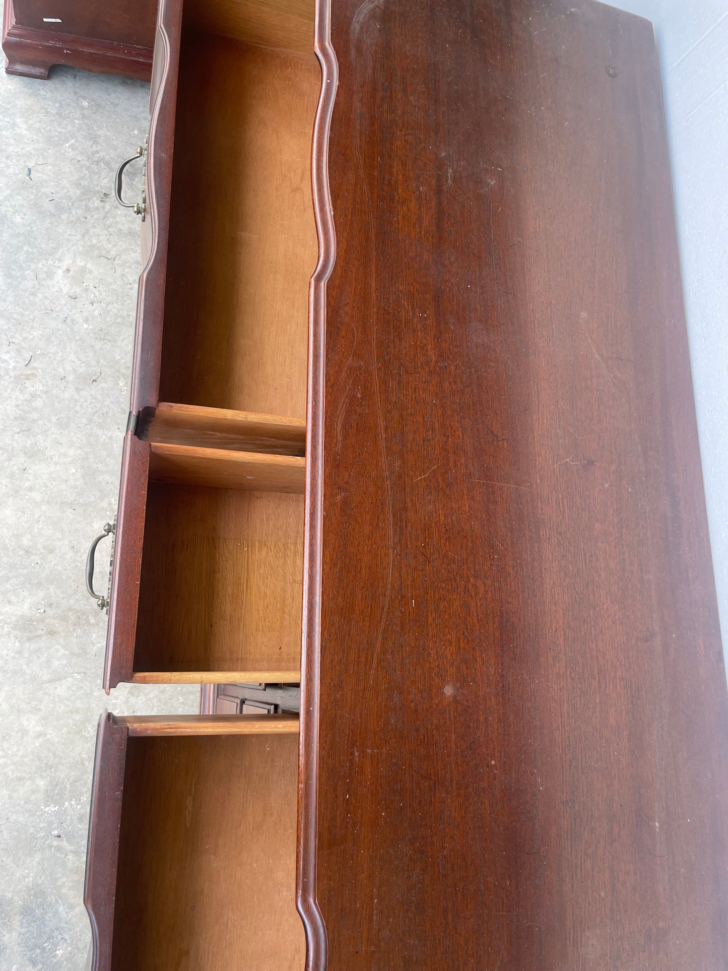 Chippendale 9 Drawer Dresser (Choose Your Finish)