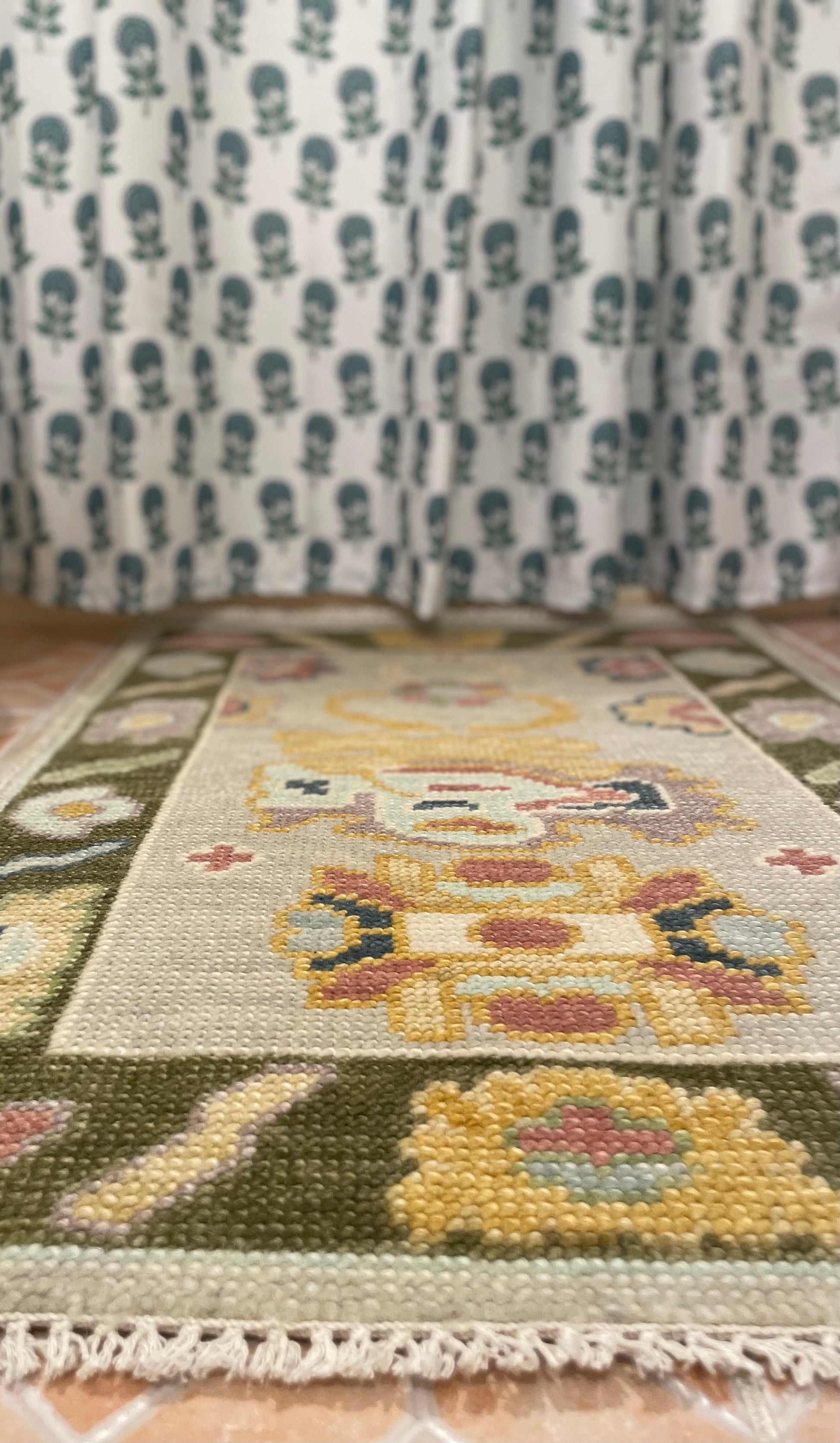 Mini 2x3 oushak rug