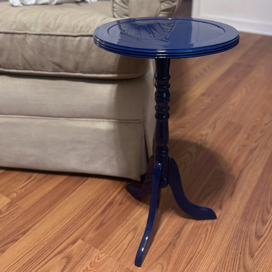 High Gloss Drink Table